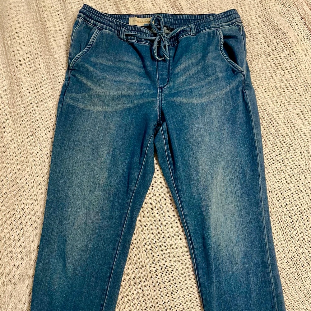 Pilcro and the Letterpress crop jeans. Size XL